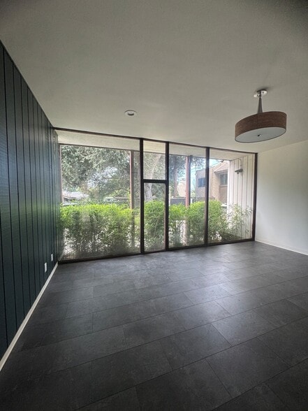 More Photos Of 814 W Foothill Blvd, Monrovia Medical For Sale