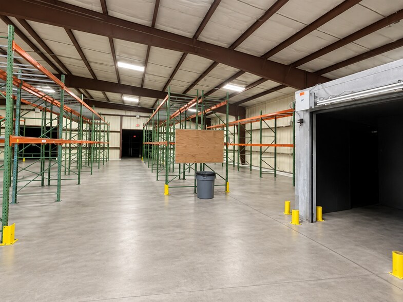 More Photos Of 2501 E President St, Savannah Food Processing For Lease