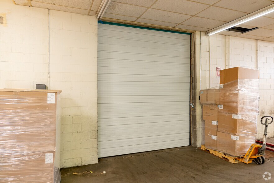 More Photos Of 25-45 Rutter St, Rochester Warehouse For Lease