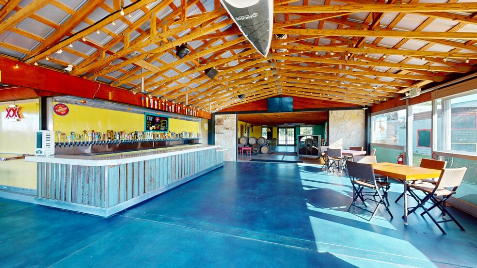 More Photos Of 11 Upper Cibolo Creek Rd, Boerne Restaurant For Sale