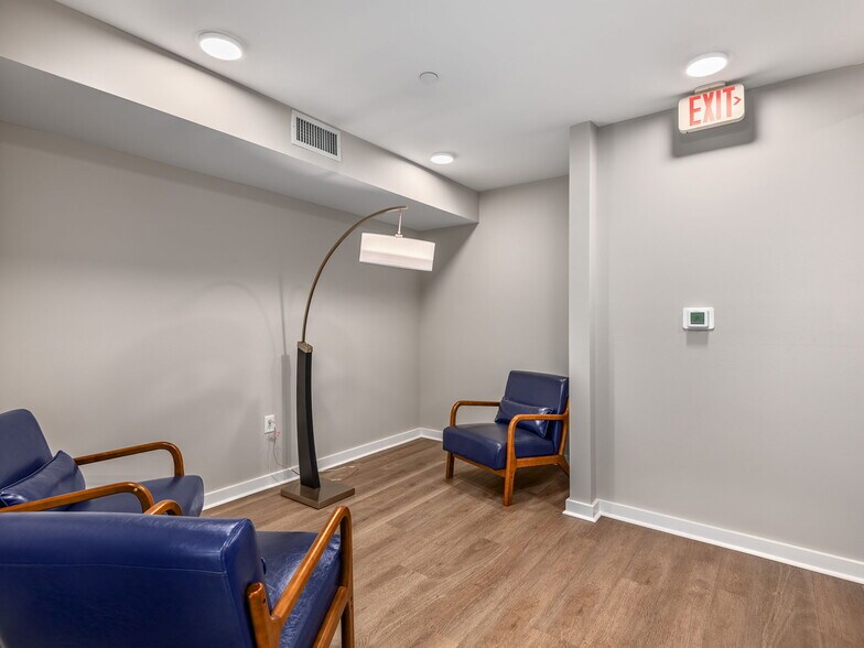 More Photos Of 39 Patton Ave, Asheville Office For Lease
