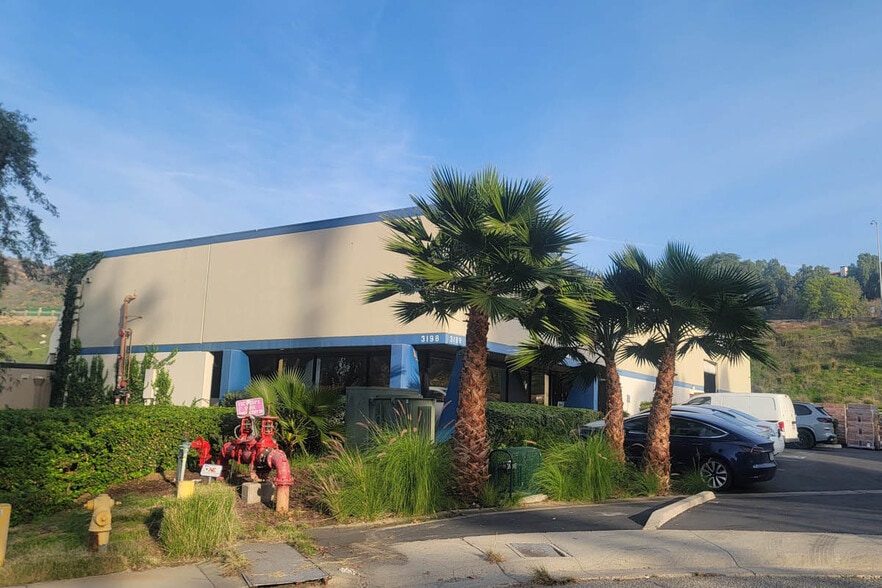 Primary Photo Of 3198 Factory Dr, Pomona Warehouse For Lease