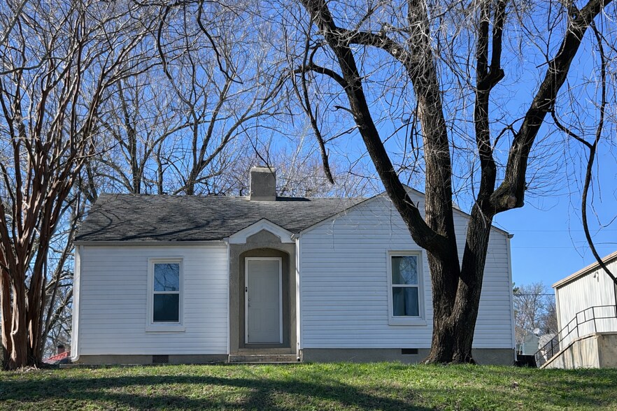 More Photos Of ,  Unknown For Sale