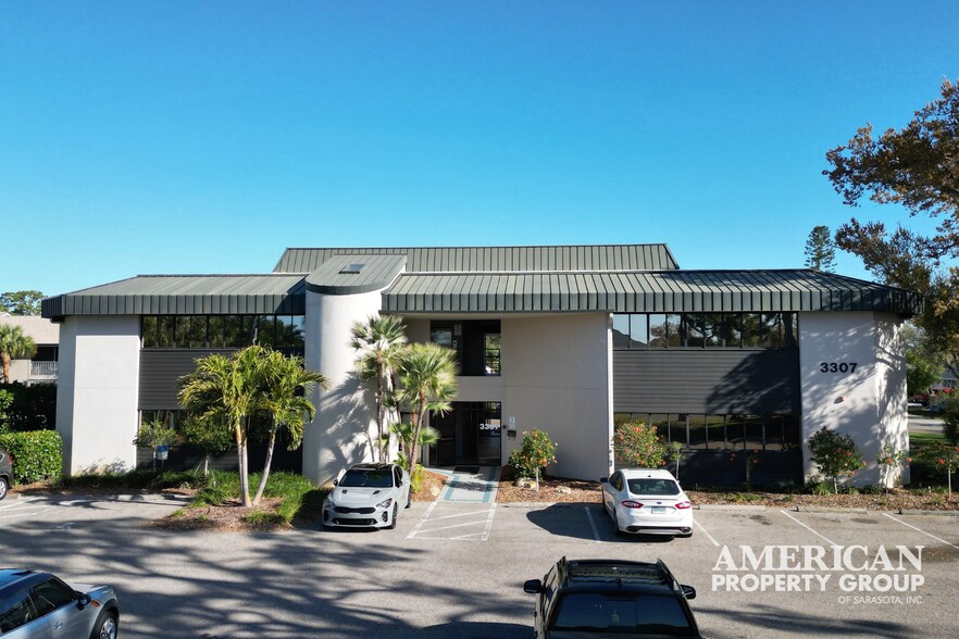 Primary Photo Of 3307 Clark Rd, Sarasota Office For Sale