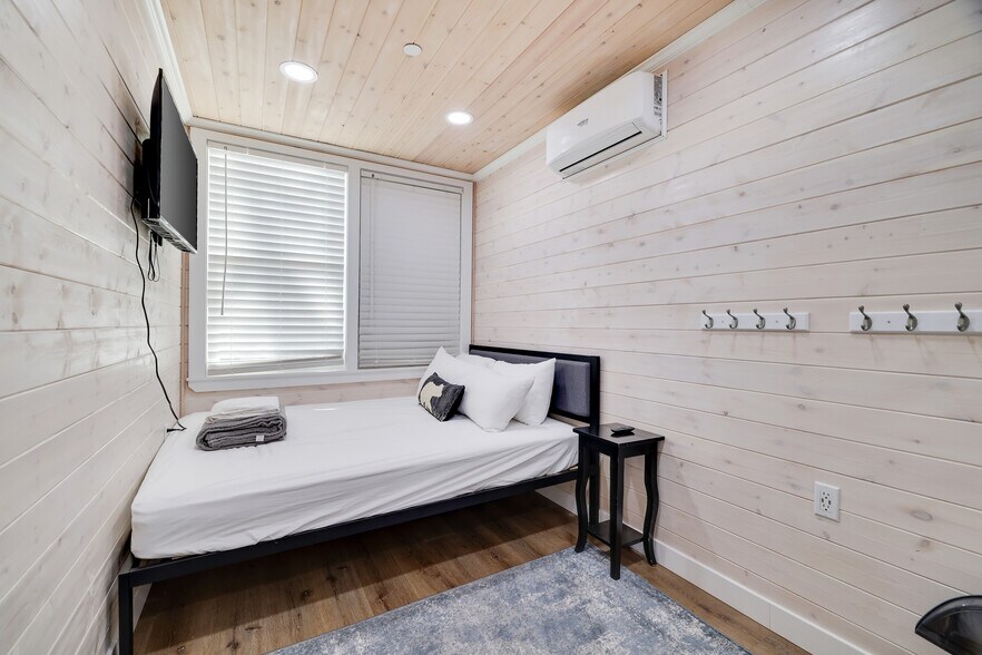 More Photos Of 2624 State Route 534, Albrightsville Hotel For Sale