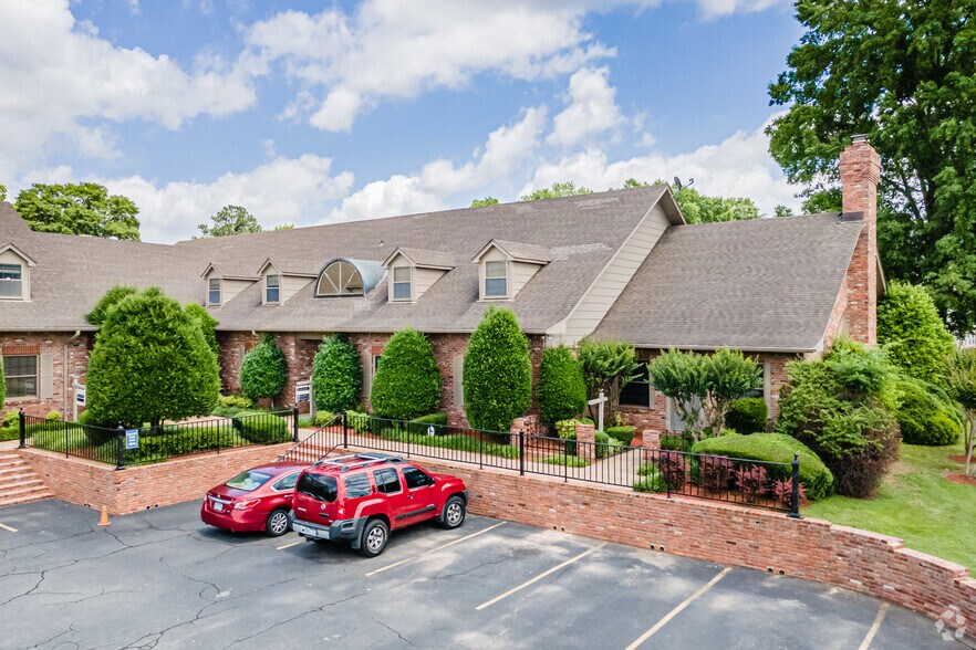 More Photos Of 420 W 4th St, North Little Rock Unknown For Lease