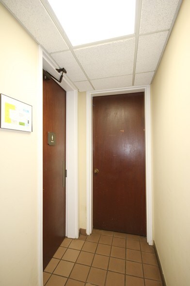 More Photos Of 1444 Watson Blvd, Warner Robins Office For Lease