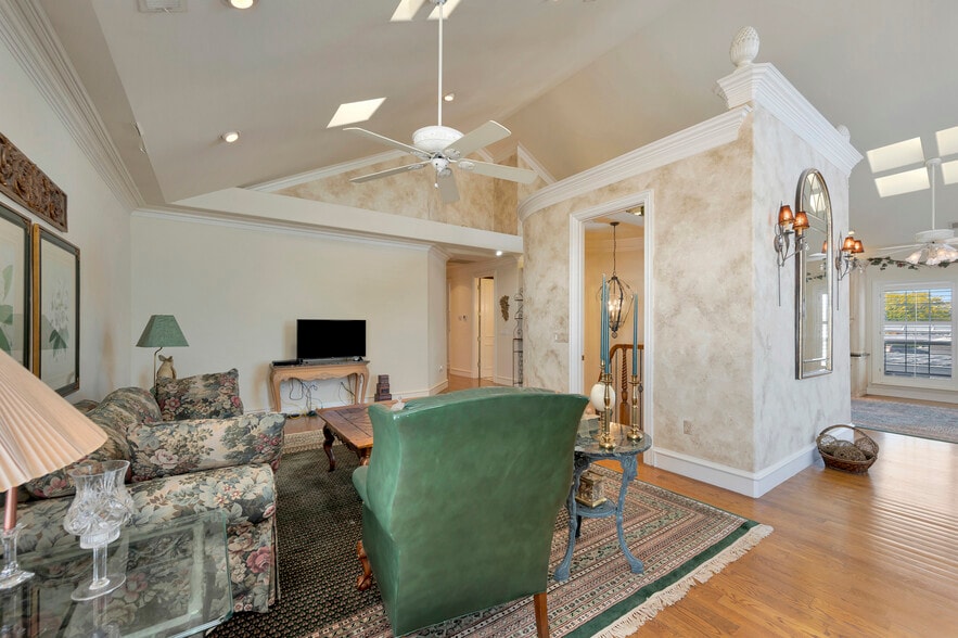 More Photos Of , Euless Unknown For Sale