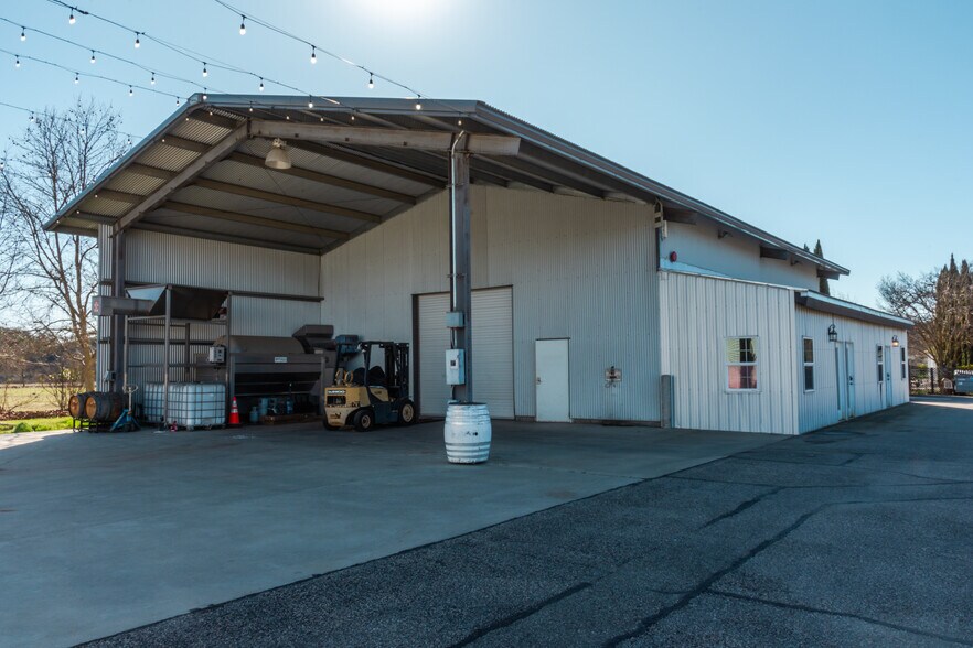 More Photos Of 1020 Penman Springs Rd, Paso Robles Winery Vineyard For Sale