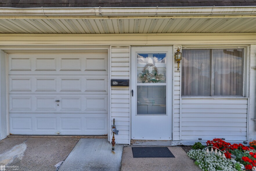 More Photos Of 752 E Green St, Allentown Apartments For Sale