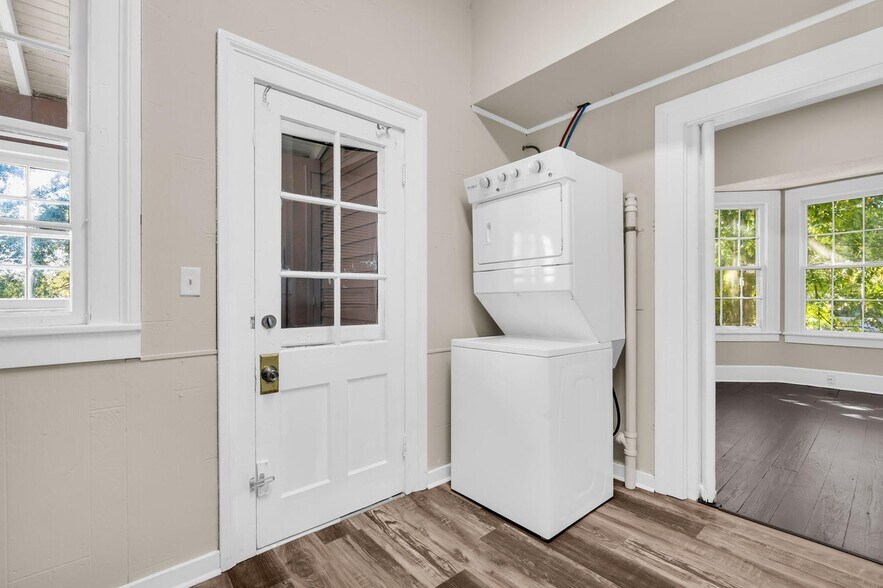 More Photos Of 1024 3rd Ave N, Columbus Apartments For Sale