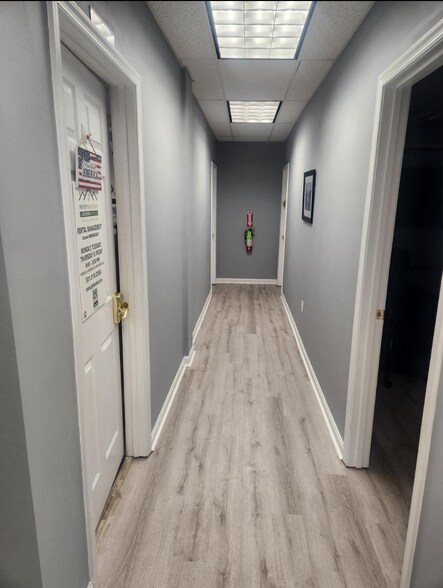 More Photos Of 22196 Three Notch Rd, Lexington Park Office For Lease