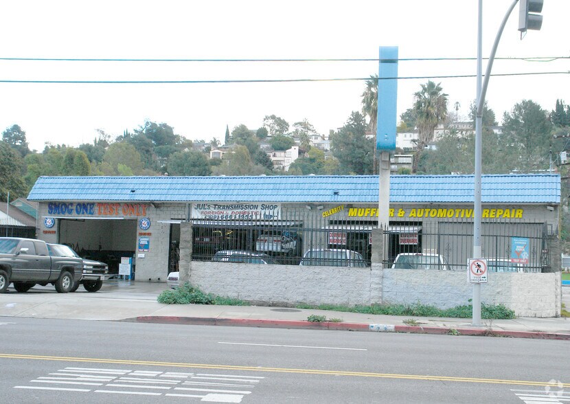 More Photos Of 2436 Hyperion Ave, Los Angeles Auto Repair For Sale