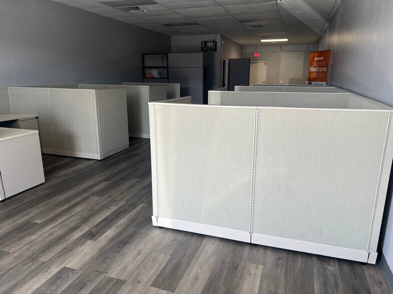 More Photos Of 2930 S 6th Ave, Tucson Freestanding For Lease