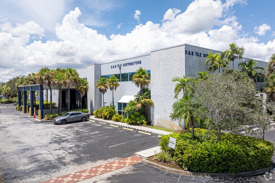 Primary Photo Of 14200 NW 4th St, Sunrise Warehouse For Lease