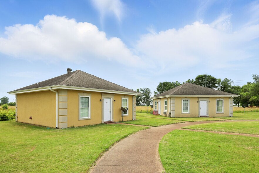 More Photos Of 4325 Casino Center Dr, Robinsonville Apartments For Sale