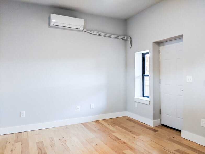 More Photos Of 2121 E Dauphin St, Philadelphia Apartments For Sale