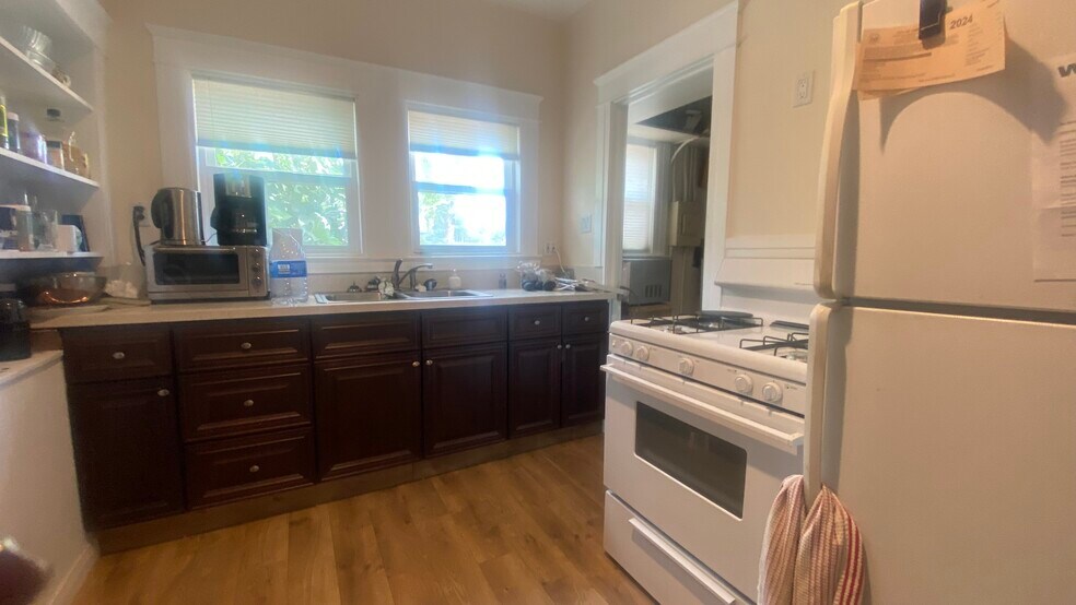 More Photos Of 13201 9th St, Chino Office For Sale