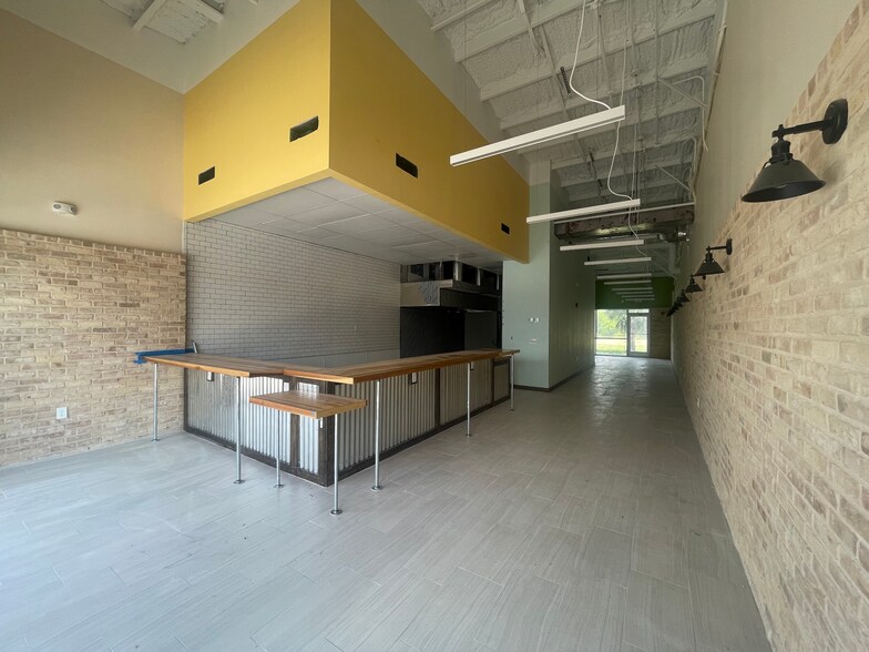 More Photos Of 500 W Business Highway 77, San Benito General Retail For Lease