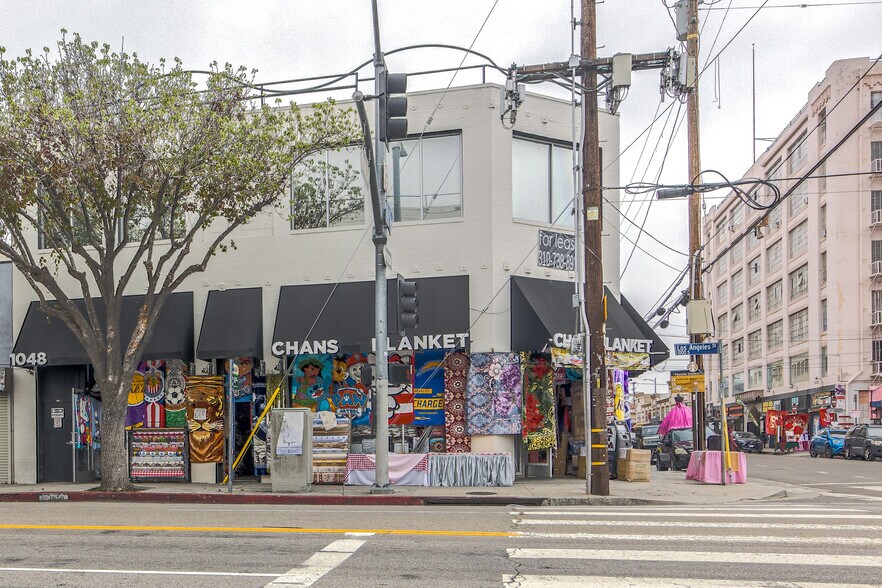 More Photos Of 1048-1050 S Los Angeles St, Los Angeles Storefront Retail Office For Sale