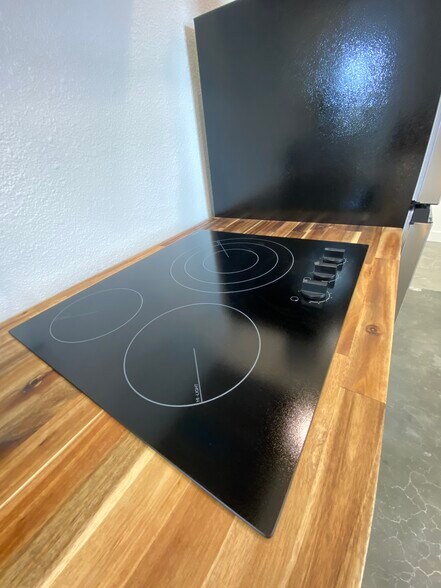 More Photos Of 99 Bartlett St, Reno Apartments For Sale