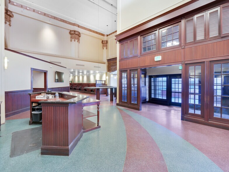 More Photos Of 1100 S Flower St, Los Angeles Office For Lease