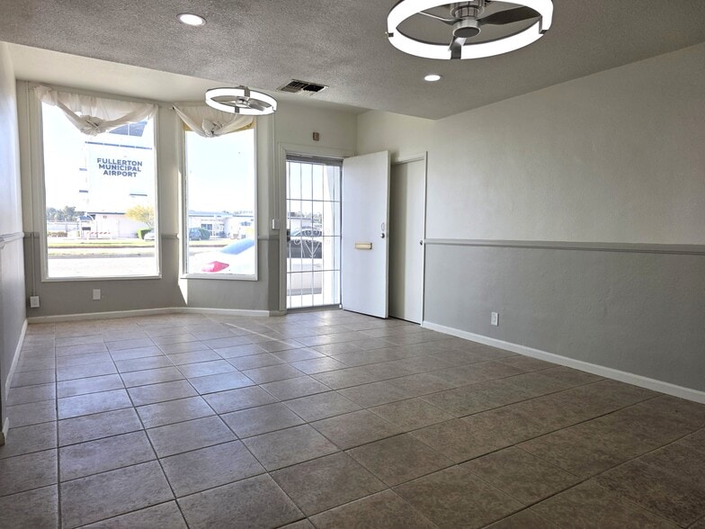 More Photos Of 4010-4018 W Commonwealth Ave, Fullerton Storefront Retail Residential For Lease