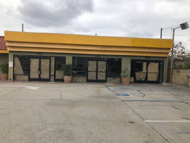 Primary Photo Of 15518-15528 Lakewood Blvd, Bellflower Storefront Retail Office For Lease
