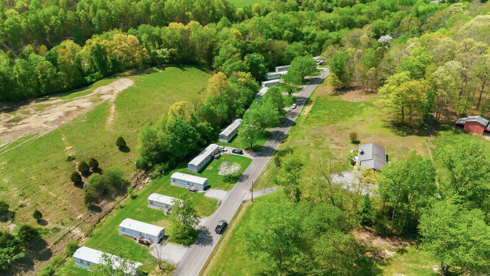 More Photos Of 759 Hillvale Rd, Andersonville Manufactured Housing Mobile Home Park For Sale