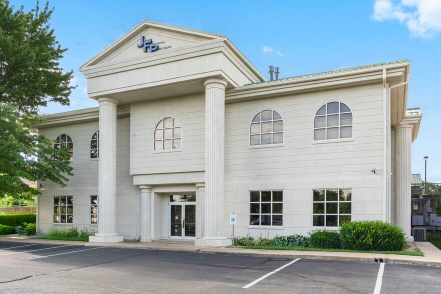 More Photos Of 909 E Republic Rd, Springfield Office For Lease