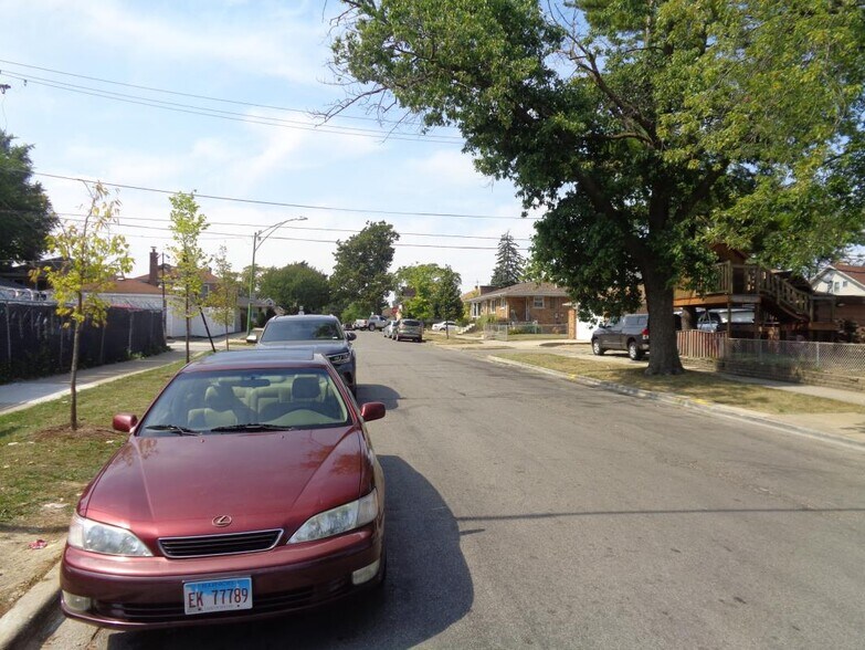 More Photos Of 2958 Narragansett ave, Chicago Industrial For Sale