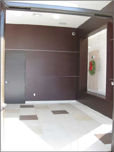 More Photos Of 12925 Riverside Dr, Sherman Oaks Office For Lease