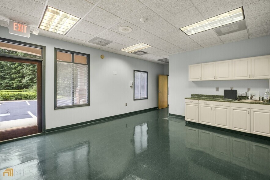 More Photos Of 1575 Highway 34 E, Newnan Medical For Lease
