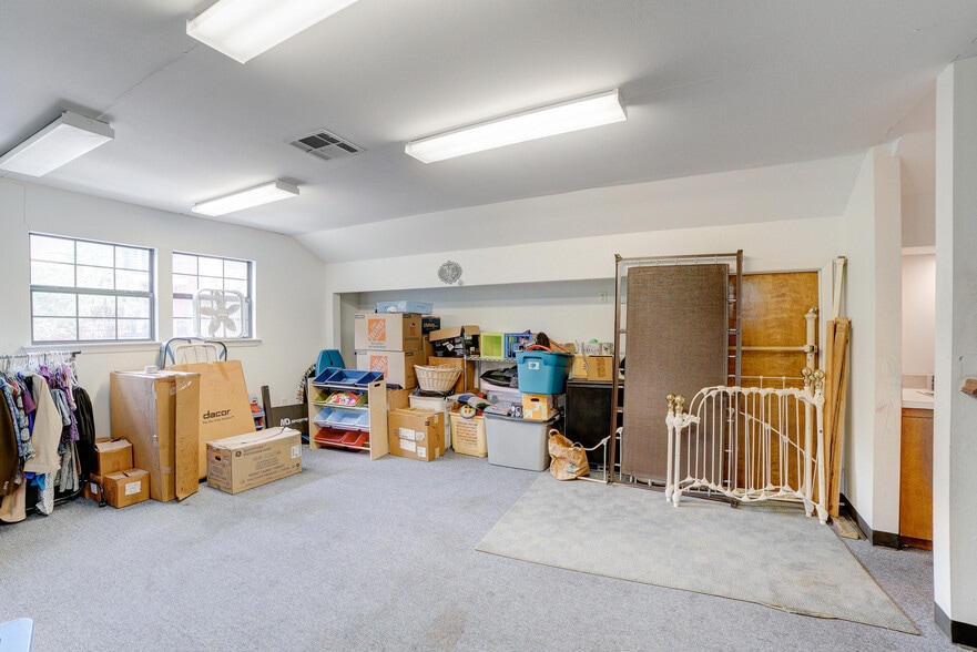 More Photos Of 1901 Waugh Dr, Houston General Retail For Sale