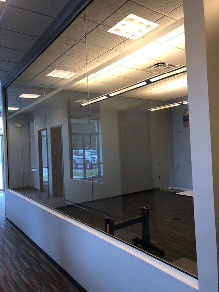 More Photos Of 9038 Camden Field Pky, Riverview Flex For Lease