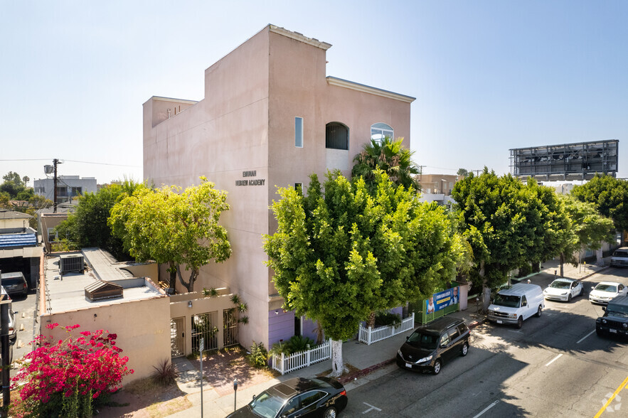 Primary Photo Of 1518 S Robertson Blvd, Los Angeles Schools For Lease