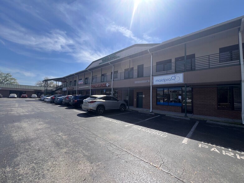 More Photos Of 3586 Aloma Ave, Winter Park Office For Sale