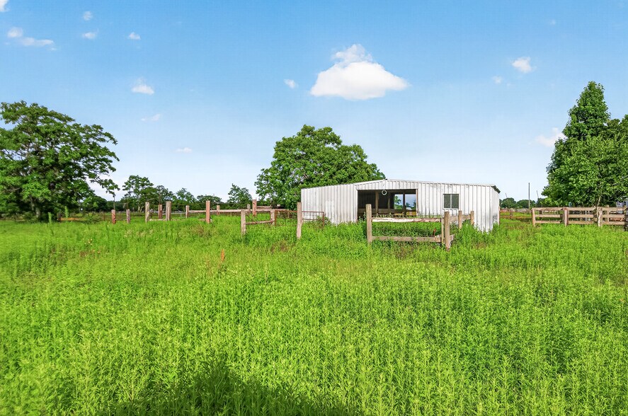 More Photos Of 0 FM 1994 Road, Guy Land For Sale