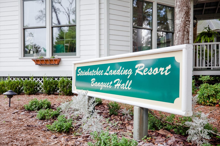 More Photos Of 219 Highway 51 NE, Steinhatchee Lodge Meeting Hall For Sale