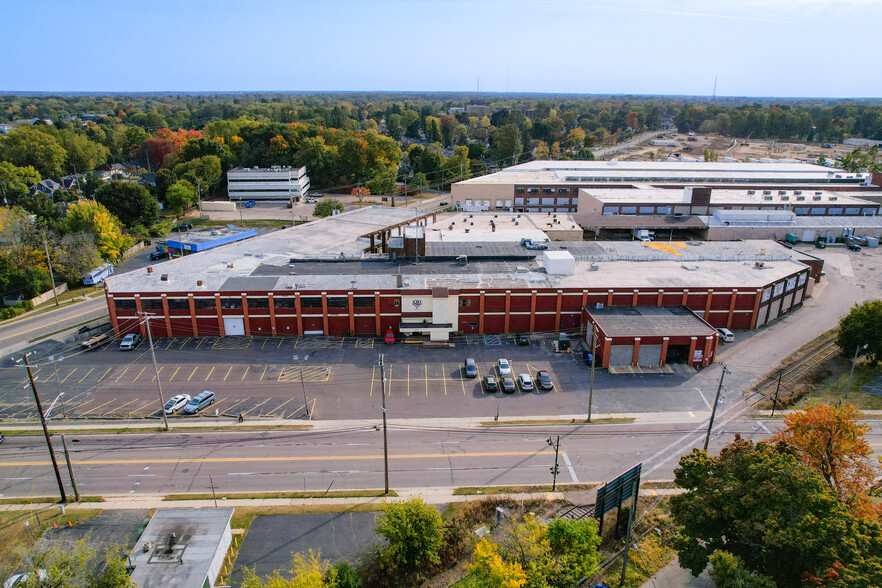 Primary Photo Of 111 W Mount Hope Ave, Lansing Warehouse For Lease