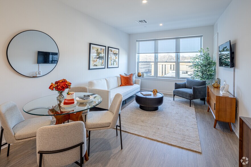 More Photos Of 620 Bloomfield Ave, Bloomfield Apartments For Lease