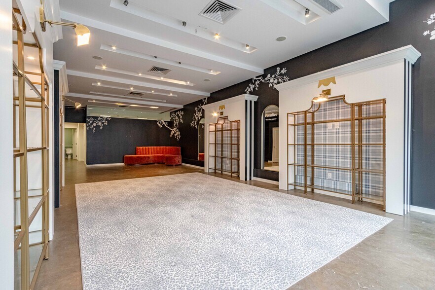 More Photos Of 1932-1938 Union St, San Francisco Storefront Retail Office For Lease