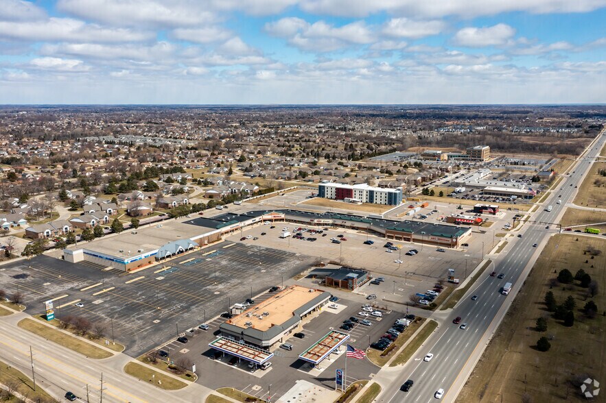 More Photos Of 45300 Hayes Rd, Macomb Township Freestanding For Lease