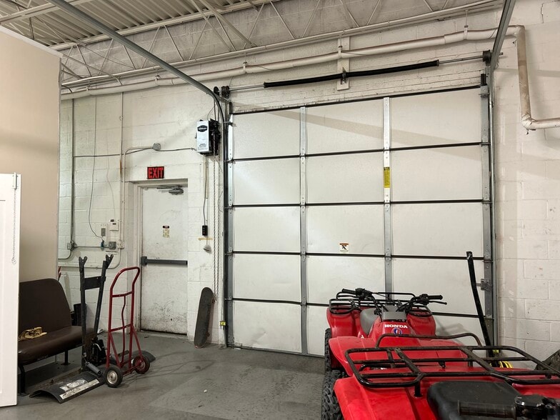 More Photos Of 37 Industrial Blvd, Paoli Light Manufacturing For Lease