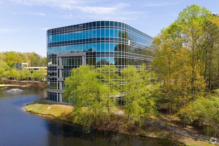 More Photos Of 300 Arboretum Pl, Richmond Office For Lease