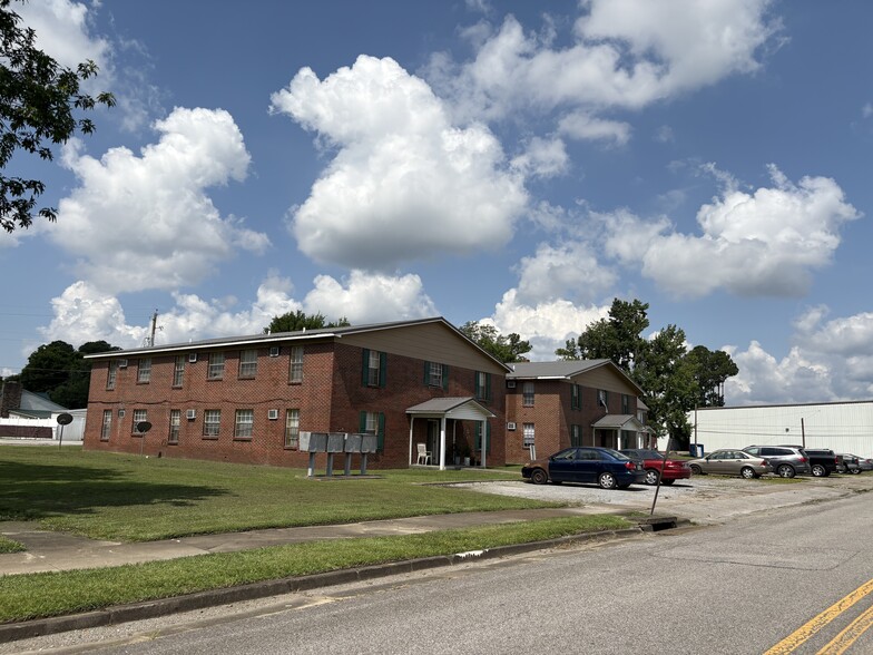 More Photos Of 203 E Chestnut St, Gadsden Apartments For Sale