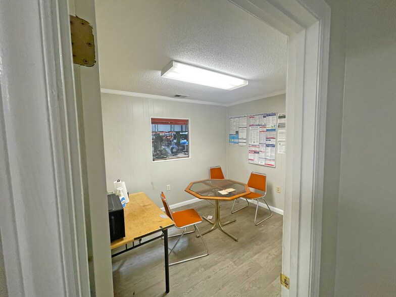 More Photos Of , Columbia Unknown For Sale