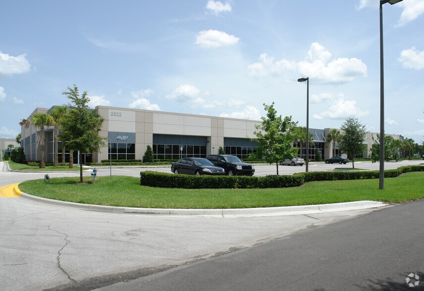 More Photos Of 2405 Commerce Park Dr, Orlando Unknown For Lease