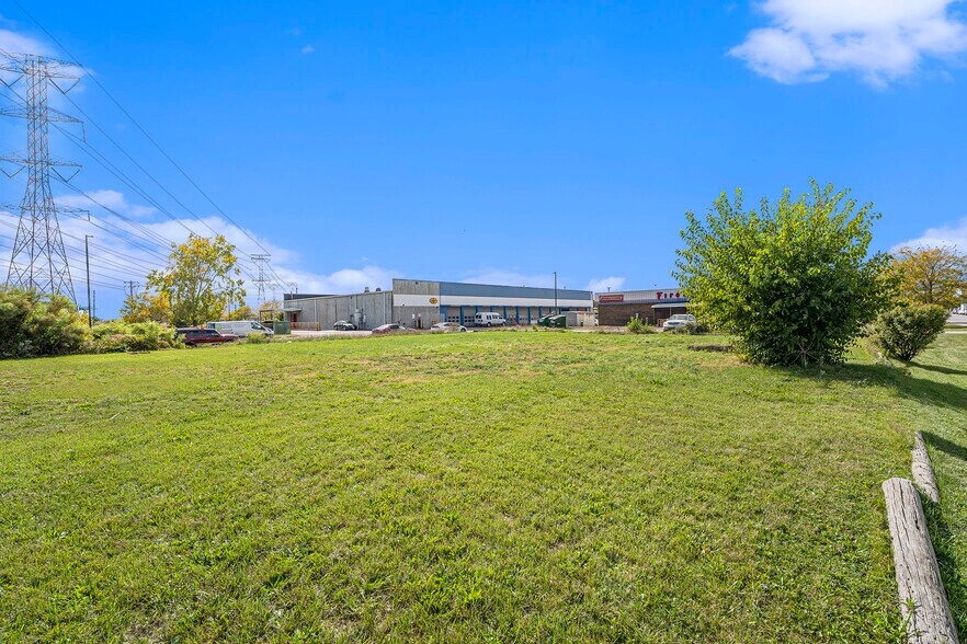 More Photos Of 17001 Glen Oak ave, Lansing Land For Sale