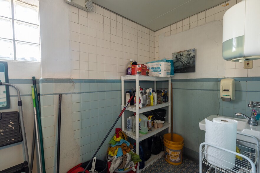 More Photos Of 125 King St, Saint Augustine Freestanding For Sale